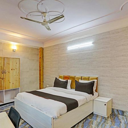 Umen Hotel Nearest Sector 66 诺伊达 外观 照片