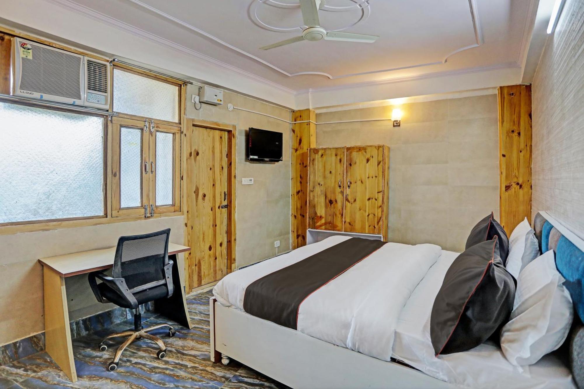 Umen Hotel Nearest Sector 66 诺伊达 外观 照片