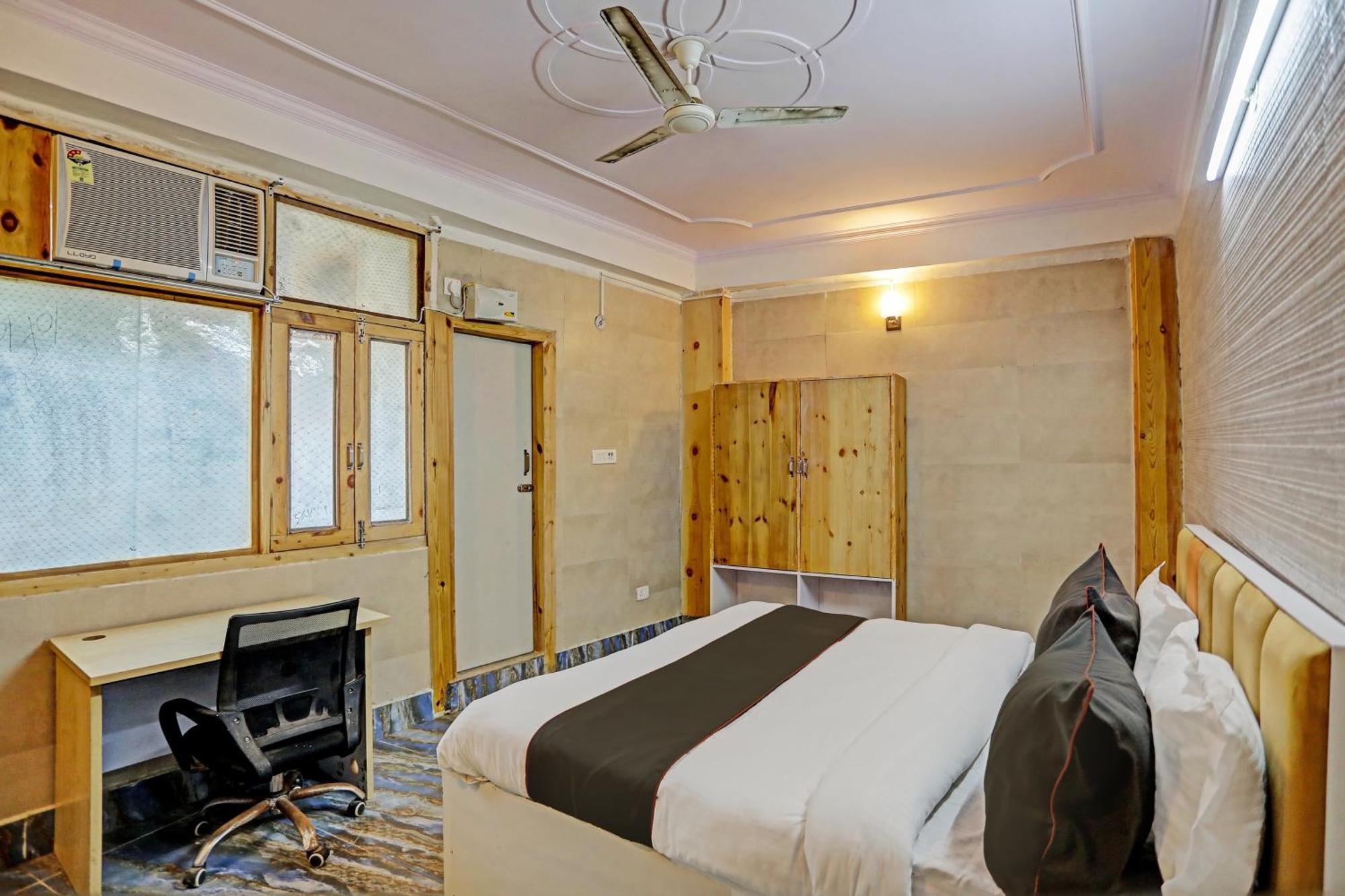 Umen Hotel Nearest Sector 66 诺伊达 外观 照片